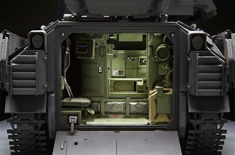 Bradley Fighting Vehicle Interior Pictures | Brokeasshome.com