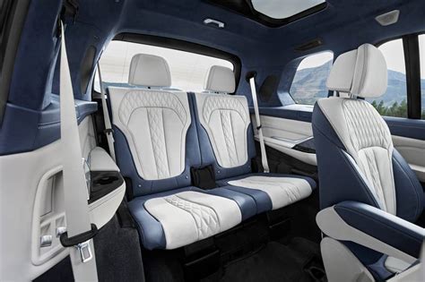 2022 BMW X7 Interior Pictures