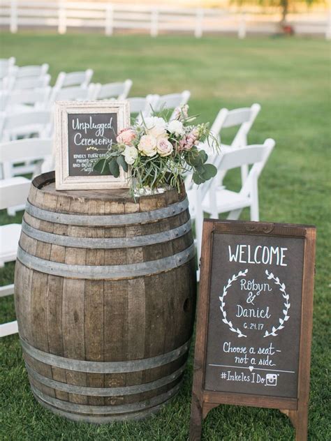 25 Rustic and Wood Wedding Signs for a Rustic Wedding