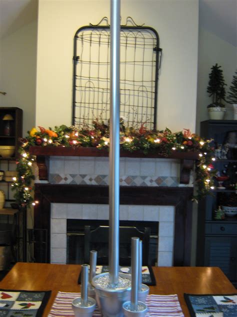 Fake-It Frugal Holidays: Festivus Pole