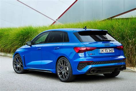 Audi RS3: Performance Edition arrives at 300 km/h