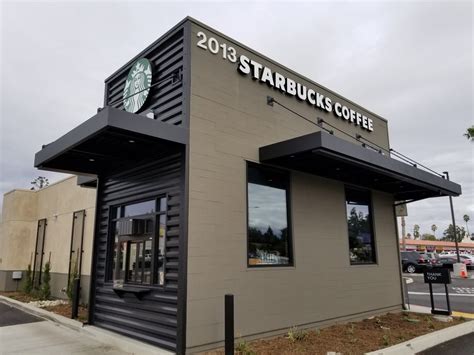 starbucks drive thru near me open now - Murray Larue