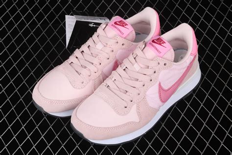 Nike Internationalist Leather Light Pink-Pink buy