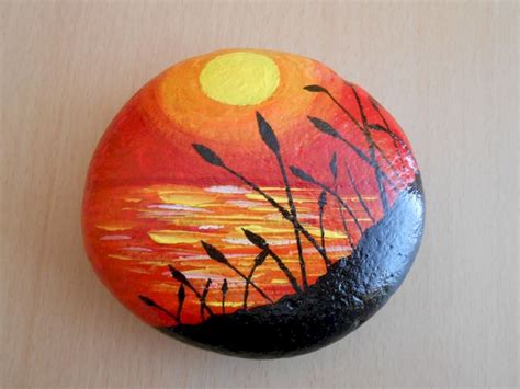 How to Paint Rocks: Step by Step | Painted Rock Ideas