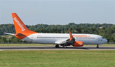 Sunwing Airlines Reservations: Flight Booking & Cancellation