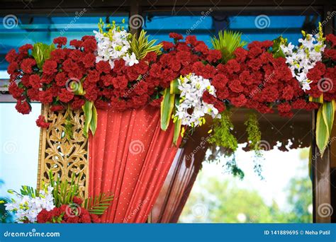 Wedding Stage of Flowers Disign Stock Image - Image of garden, ceremony: 141889695