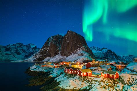 The 7 Best Iceland Northern Lights Tours of 2022