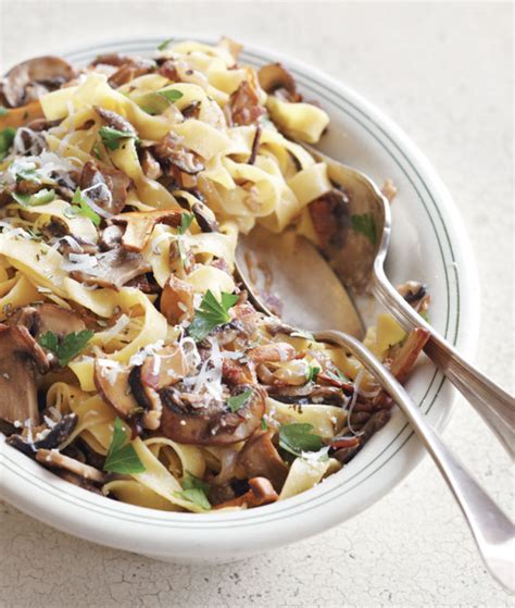 Fettuccine with Wild Mushrooms - Williams-Sonoma Taste