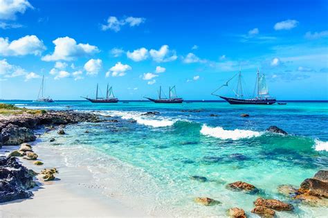 Aruba Beaches: Unveiling the Allure of Clothing-Optional Paradise