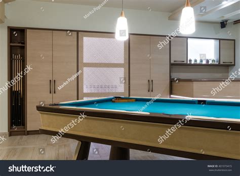 Entertainment Room Luxury Mansion Pool Table Stock Photo 401973415 ...