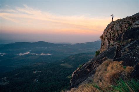 Trekking At Munnar In Kerala - A Complete Guide