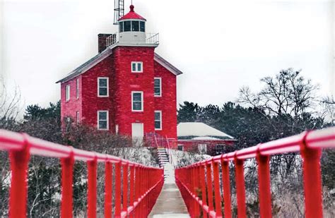 Marquette Michigan Winter Guide: Things to do now (2021) - EZMoments