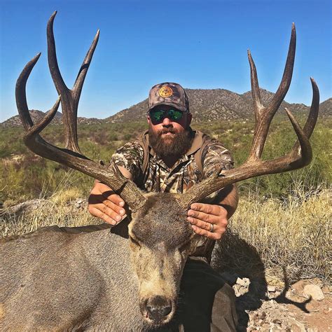 Trophy Sonoran Mule Deer | Mexico Outfitters Unlimited