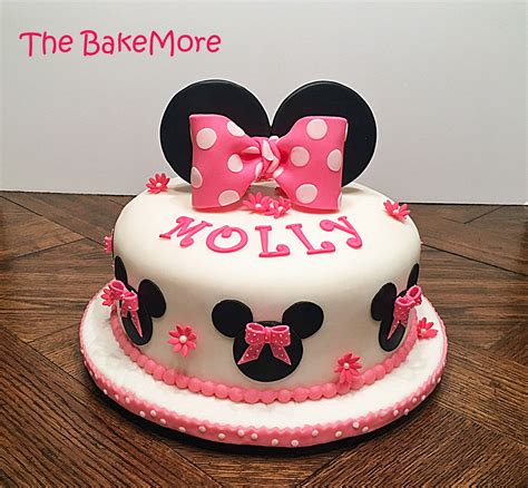 The Bake More: Easy Minnie Mouse Cake – Just ears and bows