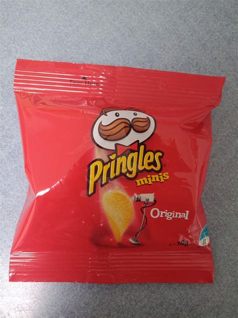 Pringles in packet instead of a can : r/mildlyinteresting