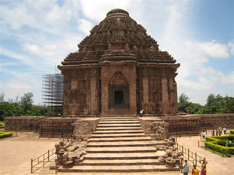 Unknown Ancient Historical Tourist Destinations in India: Konark Sun Temple Chariot of Lord Surya