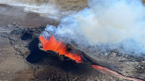 Iceland declares state of emergency after 800 tremors in Grindavik ...