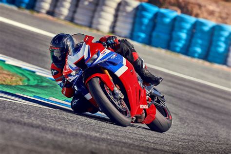 Honda CBR1000RR-R Fireblade SP - All technical data for model CBR1000RR ...