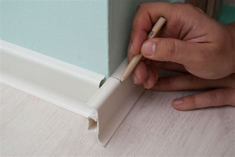 How to install rubber baseboard | HowToSpecialist - How to Build, Step by Step DIY Plans