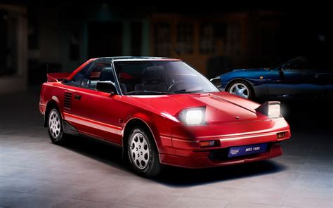 Top 15 Affordable Sports Cars of the 80s - 15/16