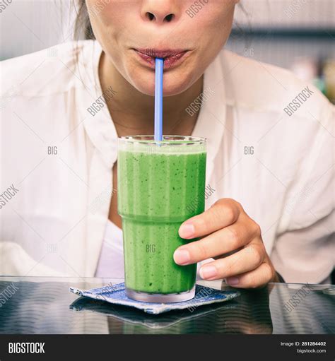 Green Smoothie Drink Image & Photo (Free Trial) | Bigstock