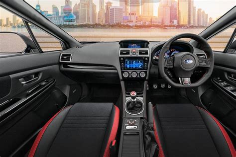 Subaru WRX STI Interior, Exterior Images - WRX STI Photo Gallery | Oto