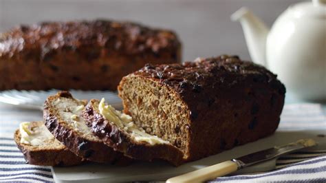 Malt loaf recipe - BBC Food