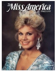 Gretchen Carlson - Miss America 1989 and Emmy Award Winner | Ask the CROWN