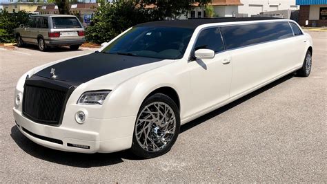 VIP Limo Service Rolls Royce Stretch Limousine