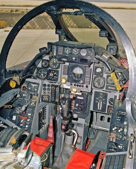 Grumman f 14 tomcat cockpit - stealthright