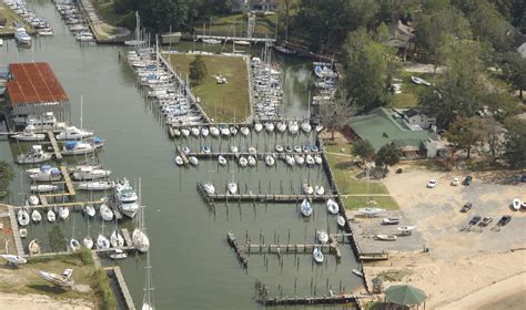 Fairhope Yacht Club in Fairhope, AL, United States - Marina Reviews - Phone Number - Marinas.com