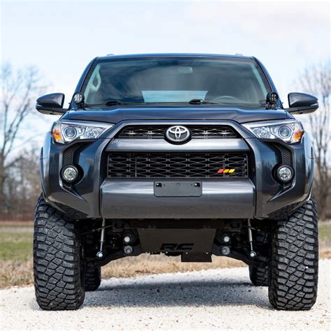 Rough Country 6" Lift Kit | 2020-2015 Toyota 4Runner | TheYotaGarage