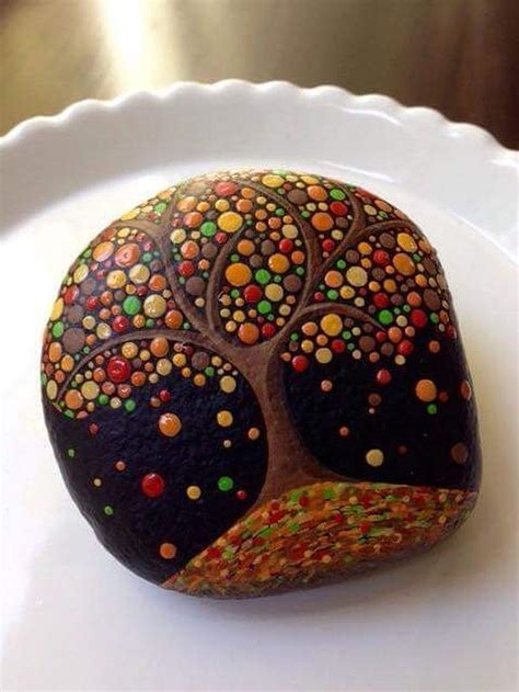 7+ Autumn Rock Painting Ideas References - PAINTSWC