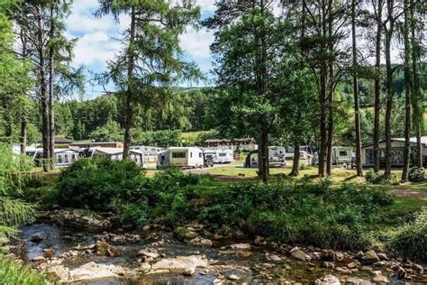 Pine-Trees-Caravan-Park-in-Tyndrum - TMBtent