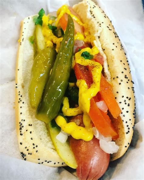 Chicago Style Hot Dogs | Vienna Beef | Hot Dogs History | Hot dog recipes, Beef hot dogs, Hot dogs