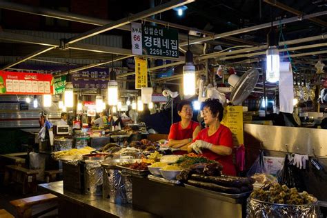 Top Seoul night market — Top 5 best night market in Seoul, South Korea | Seoul night, Seoul, Night