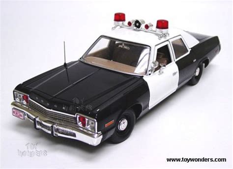 1974 dodge Monaco Police Car by ERTL 1/18 scale diecast model car wholesale 39316E