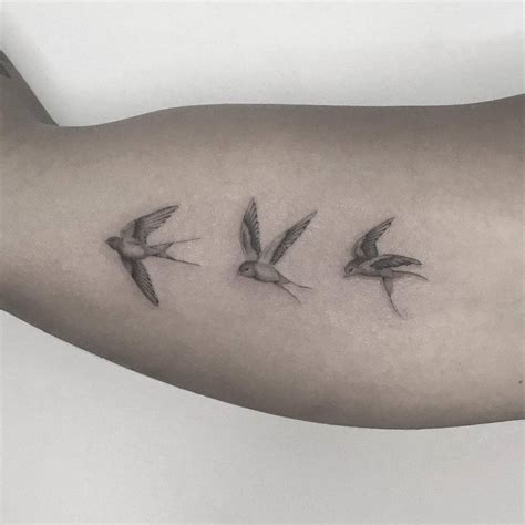 Discover 78+ swallow bird tattoo small best - in.coedo.com.vn