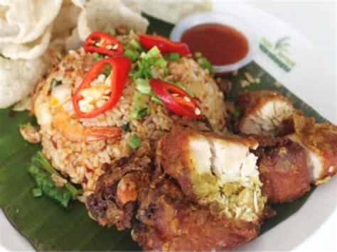 Nasi Goreng Ayam – Natsons Despatch Services