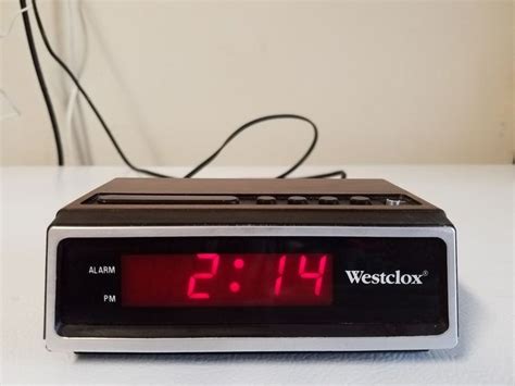 Working Vintage Westclox Digital Alarm Clock Faux Wood Grain Model # 22651 | Alarm clock ...