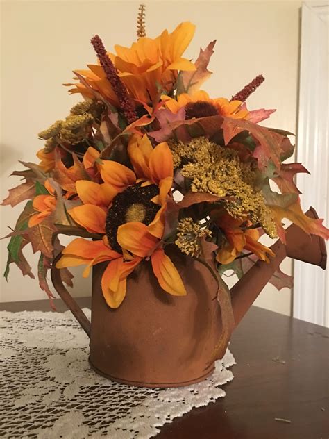 Rustic fall flower arrangement | Rustic fall flower arrangements, Fall ...