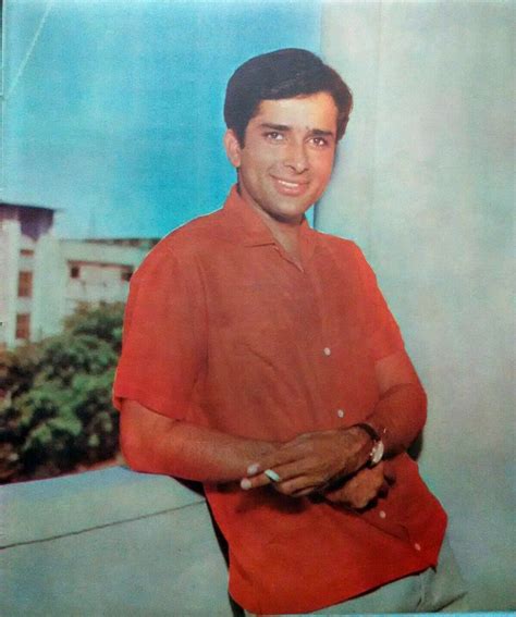 Shashi Kapoor | Bollywood pictures, Shashi kapoor, Old film stars