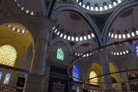 Interior of the Camlica Mosque İstanbul Turkey Editorial Image - Image of alem, center: 142311080