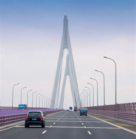 Hangzhou Bay Bridge - Backpacker Travel