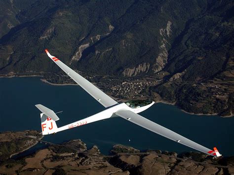 Glider (sailplane) - Wikipedia