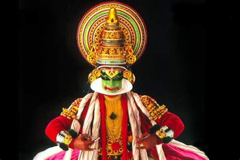 Kathakali, Mohiniyattam and other folk dances of Kerala - MYTHICAL INDIA