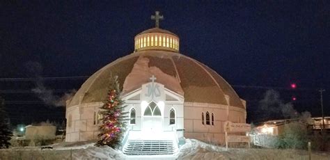 Inuvik's Igloo Church - Family Adventuring