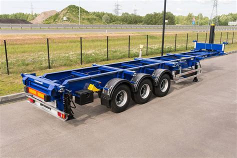 Used Grunwald Tipper container semitrailer containerframe semi-trailers Year: 2018 Price ...