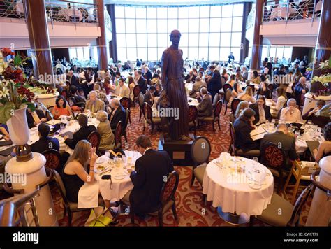 Cruise ship dining room on formal night Stock Photo - Alamy