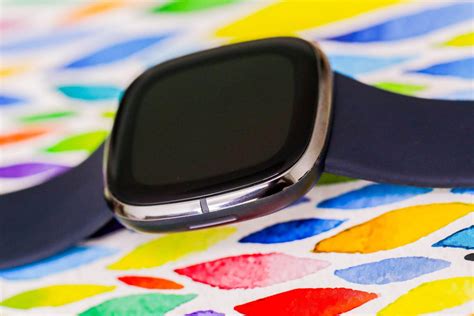 Fitbit Sense: An up-close look at the design - CNET